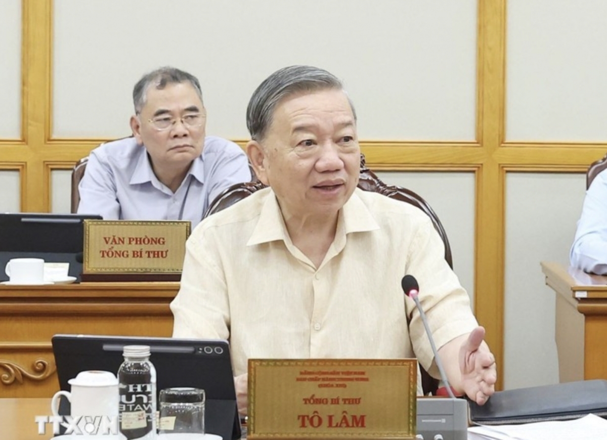 Enhanced leadership needed to ensure operations of two-tier local administrations
